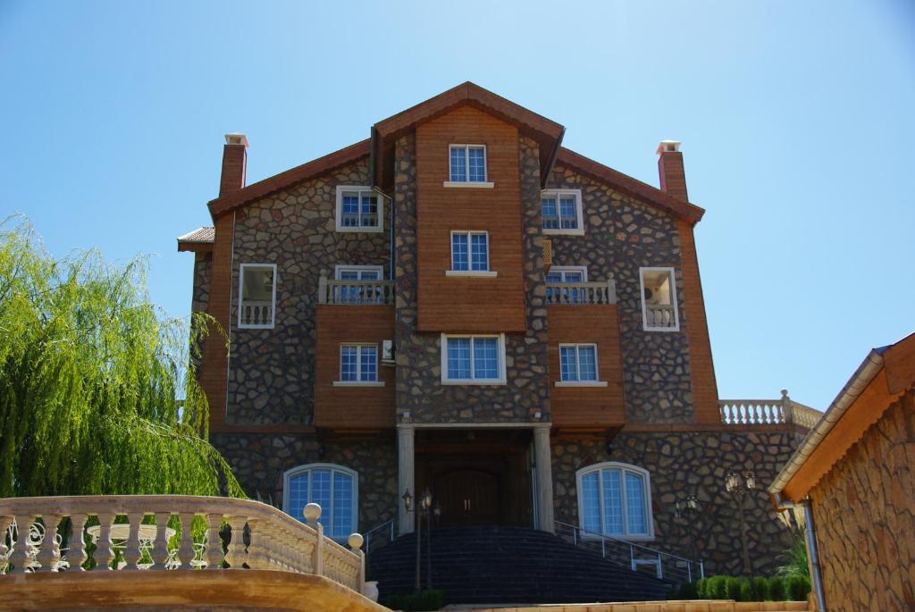 Le Palais Des Cerisiers Hotel Azrou Exterior photo